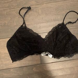 Honeydew Black Lace Bralette size small
